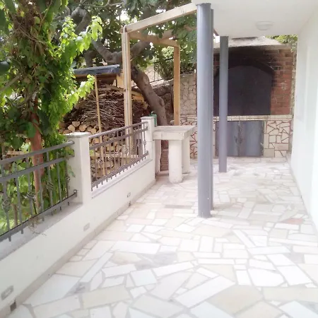 Apartament Pavlić 2 Omiš Zewnętrze zdjęcie